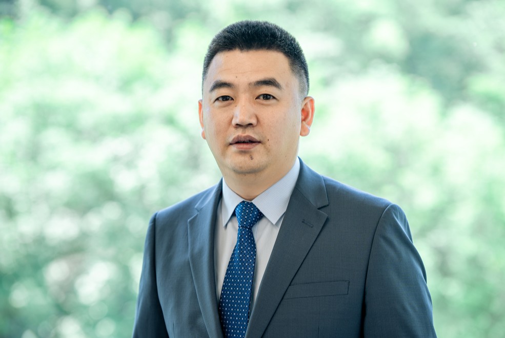 向咸松