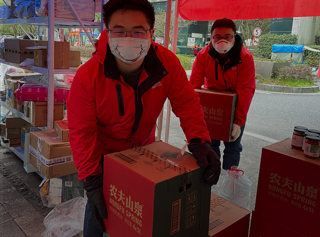 农夫山泉在全国推出5000多个无人售卖便民点